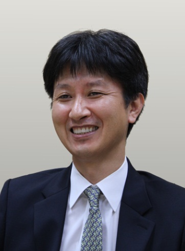 Myung-Kyoon Lee